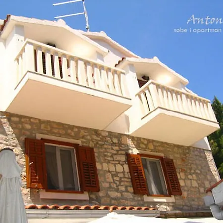 Bed & Breakfast & Antonijela Bol