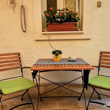 & Antonijela Bed & Breakfast 3*