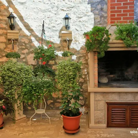 & Antonijela Bed & Breakfast