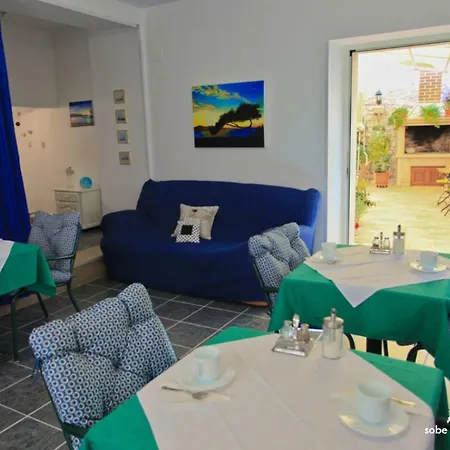 Bed & Breakfast & Antonijela 3*
