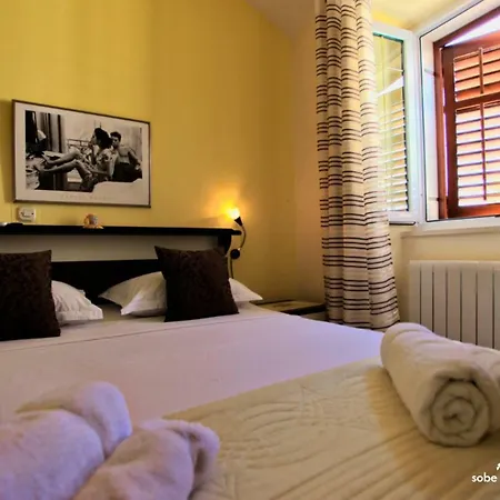 & Antonijela Bed & Breakfast 3*